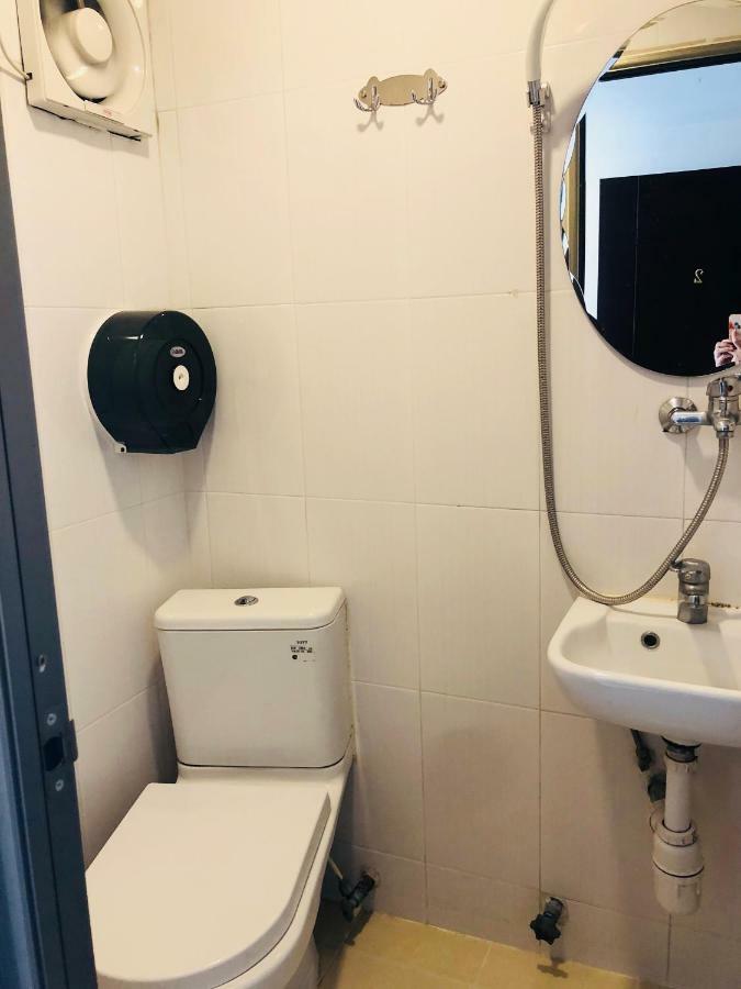 Chung Kiu Come Inn Hongkong Kültér fotó